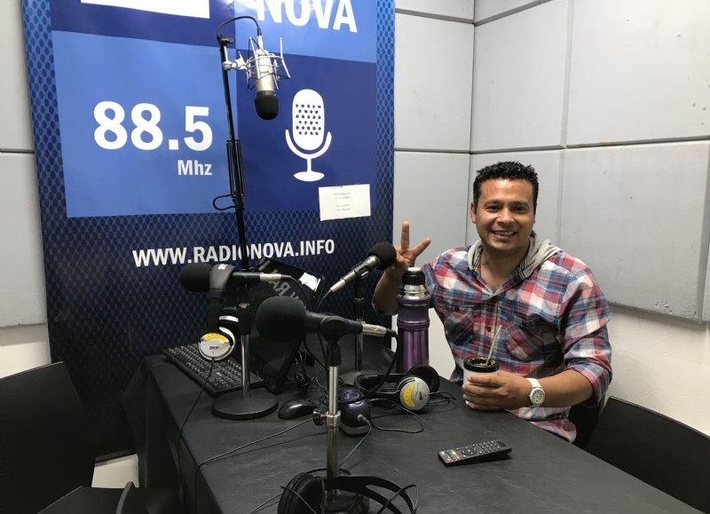 Sergio Rolón, en el aire de BerissoCiudad en Radio.