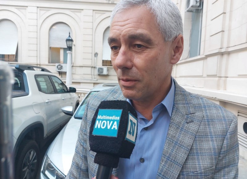 Fabián Cagliardi, intendente de la ciudad de Berisso, estuvo presente en la ceremonia de jura de los diputados provinciales por la provincia de Buenos Aires. (Foto: NOVA)