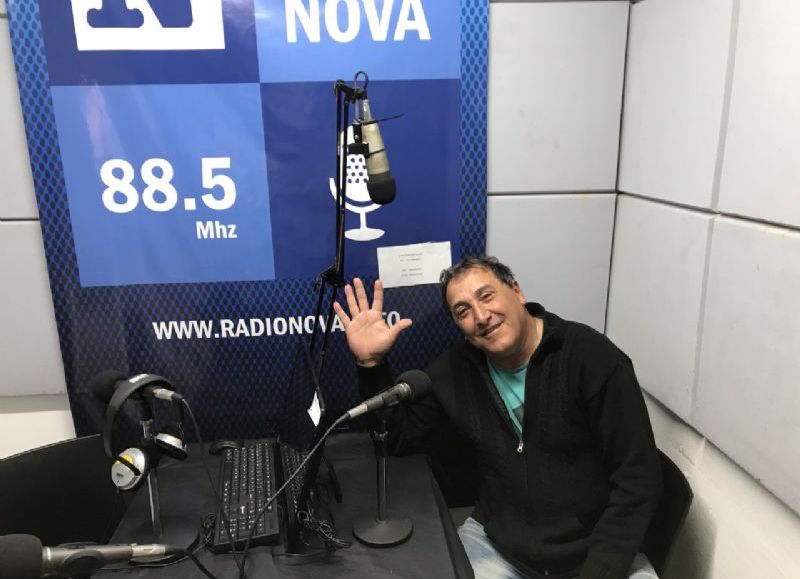 Marcelo Chediak en el aire de BerissoCiudad en Radio.