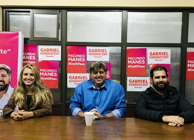 Encuentro en la Casa Radical 