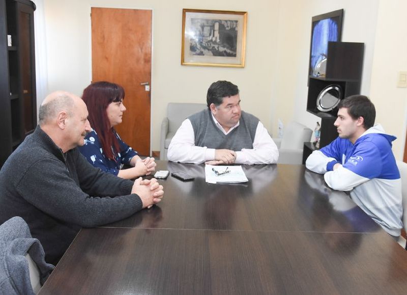 Reunión en Intendencia.