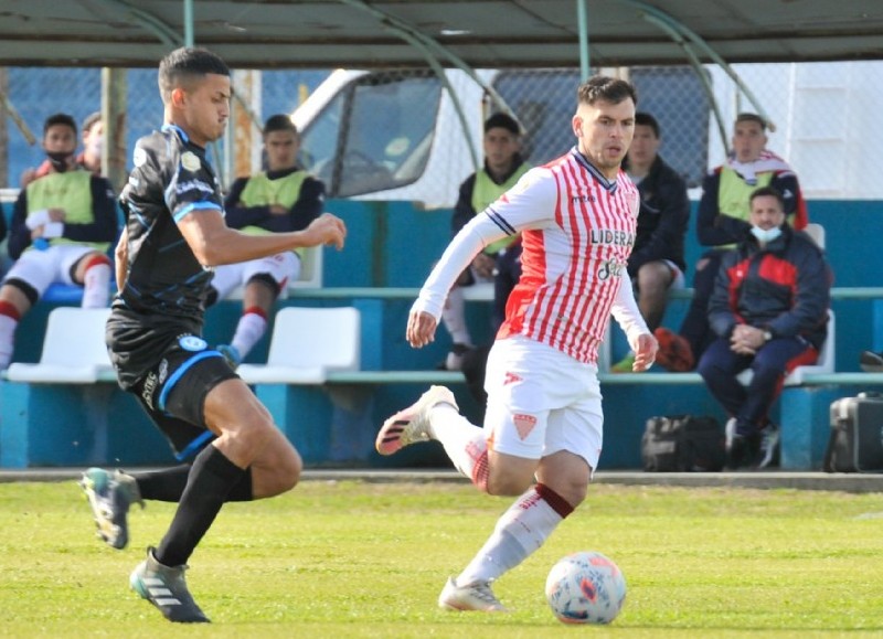 Por la tercera fecha de la Primera B Metropolitana, Villa San Carlos recibirá a Los Andes. Desde las 17 horas, desde el Genacio Salice y con el arbitraje de German Bermudez.