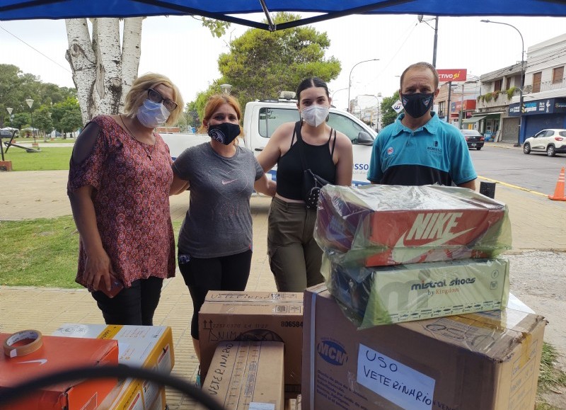 Tal como se anunció a lo largo de toda la semana, este sábado se hizo efectiva la colecta solidaria destinada a colaborar con la provincia de Corrientes.