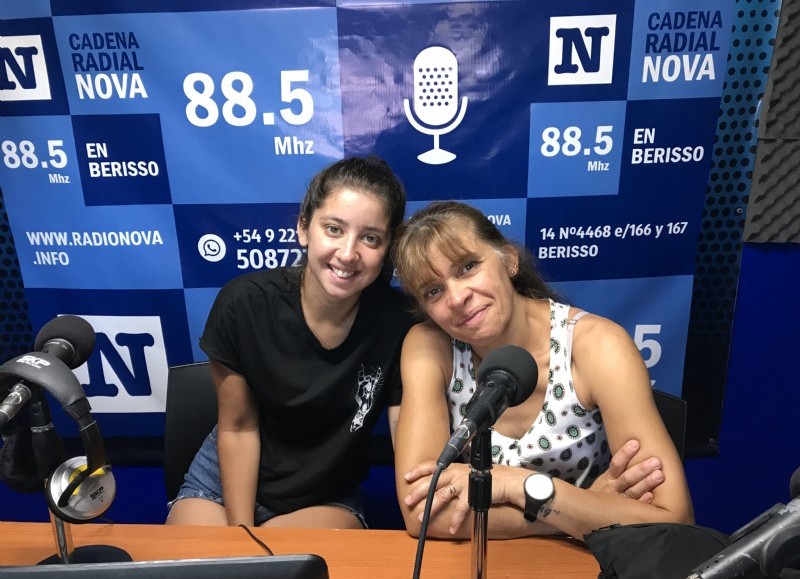 Gabriela Delgaudio junto a su hija Agustina.