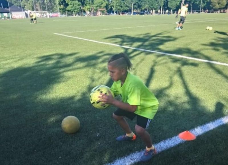 El golero en acción.