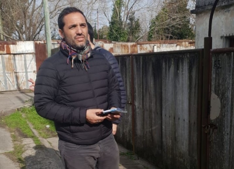 Juan Ignacio Mincarelli en plena recorrida de campaña (foto de archivo).