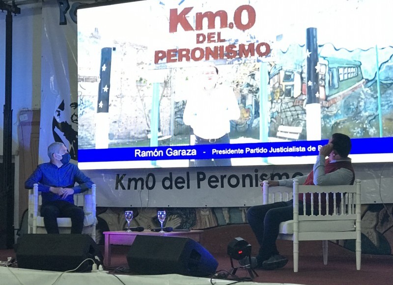 Ceremonia en el kilómetro cero del peronismo.