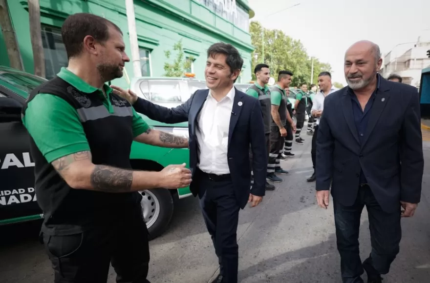 El complejo está ubicado entre los barrios populares General Belgrano y UOMm