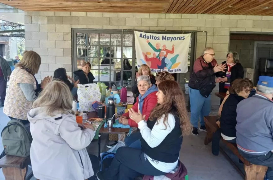 La propuesta reunió a jubilados y jubiladas de distintos barrios.