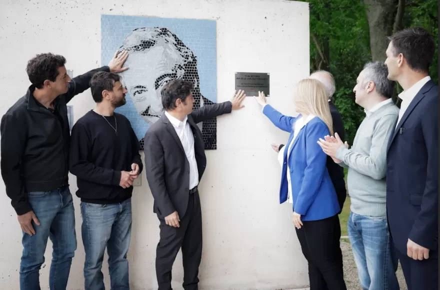 Kicillos encabezó un acto en la Quinta de San Vicente junto a Magario y los candidatos Taiana y Grabois.
