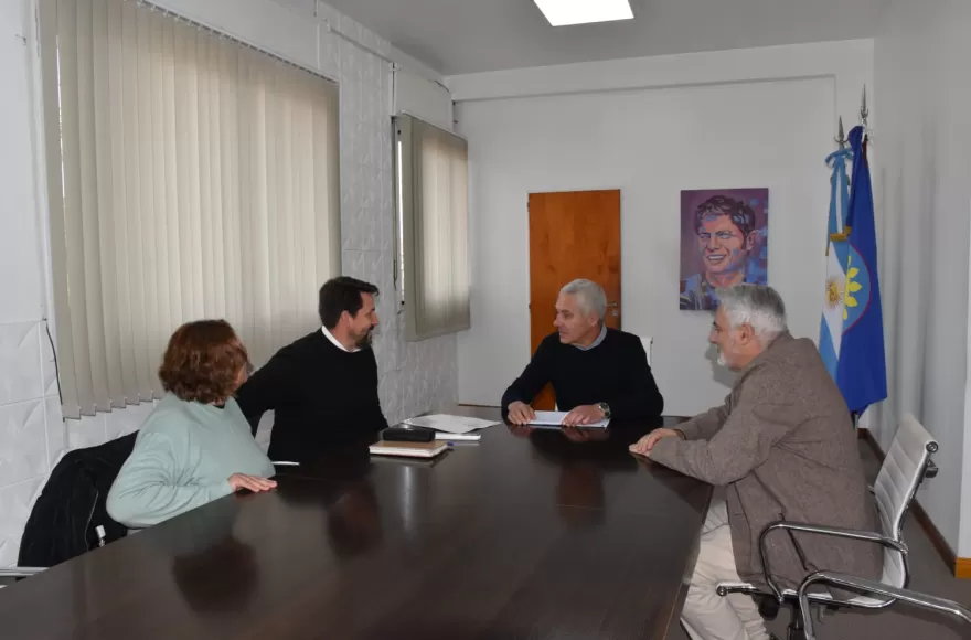 Convenio municipal con AHF para fortalecer políticas de prevención y atención del VIH