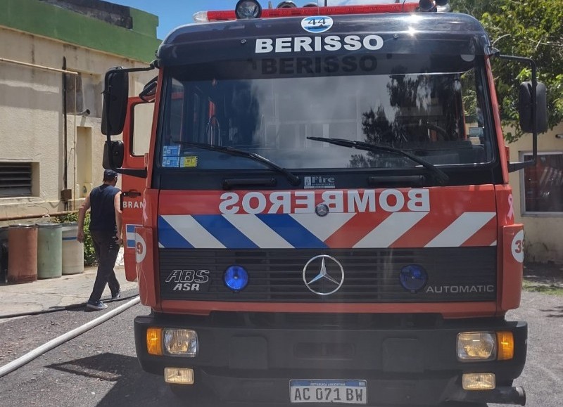 Rápido y efectivo accionar de los bomberos.