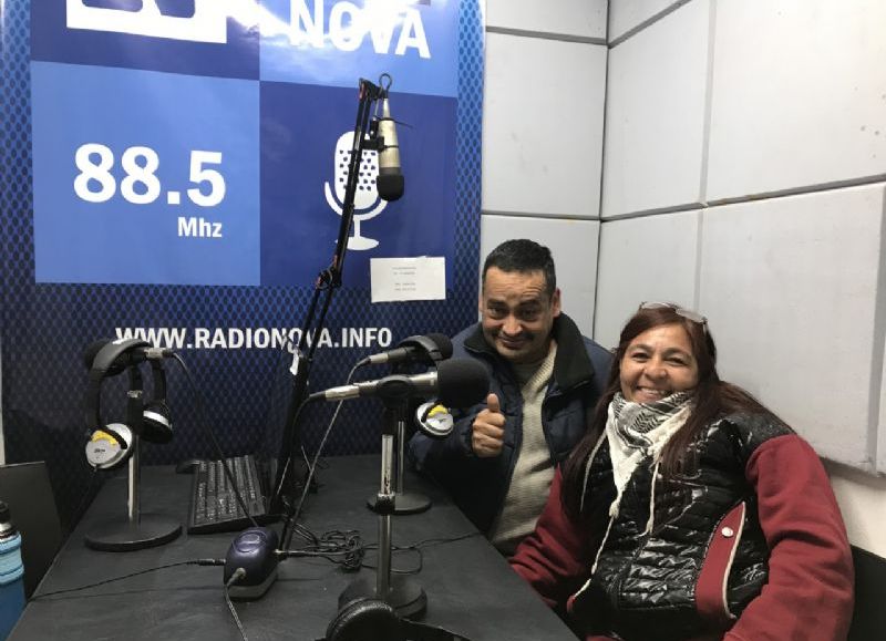 El Cholo y Rosana visitaron los estudios de Cadena Radial NOVA.