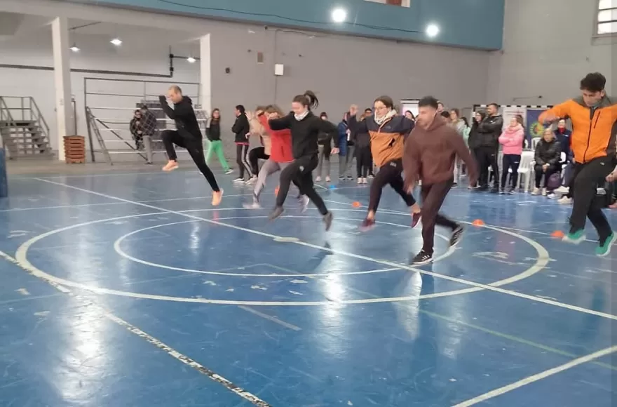 La actividad tuvo lugar en el Gimnasio Municipal Mariano Freire.
