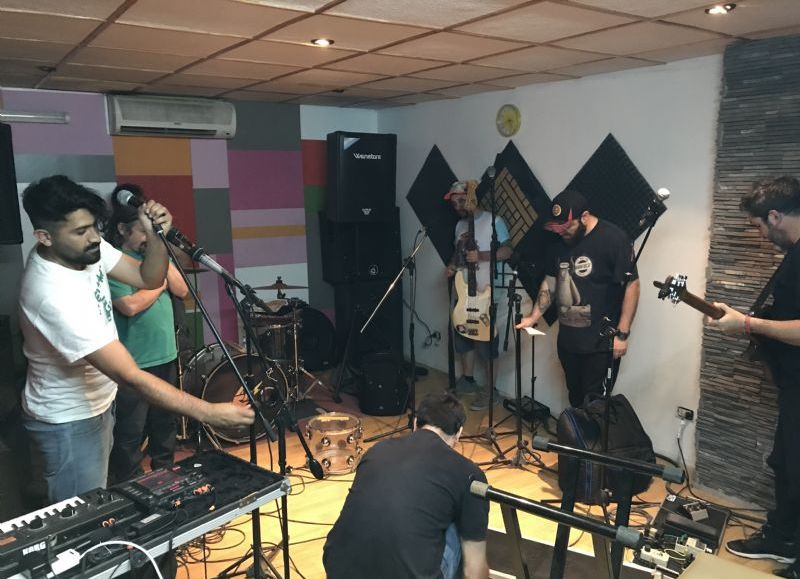 Ensayo en la sala de calle Unión.