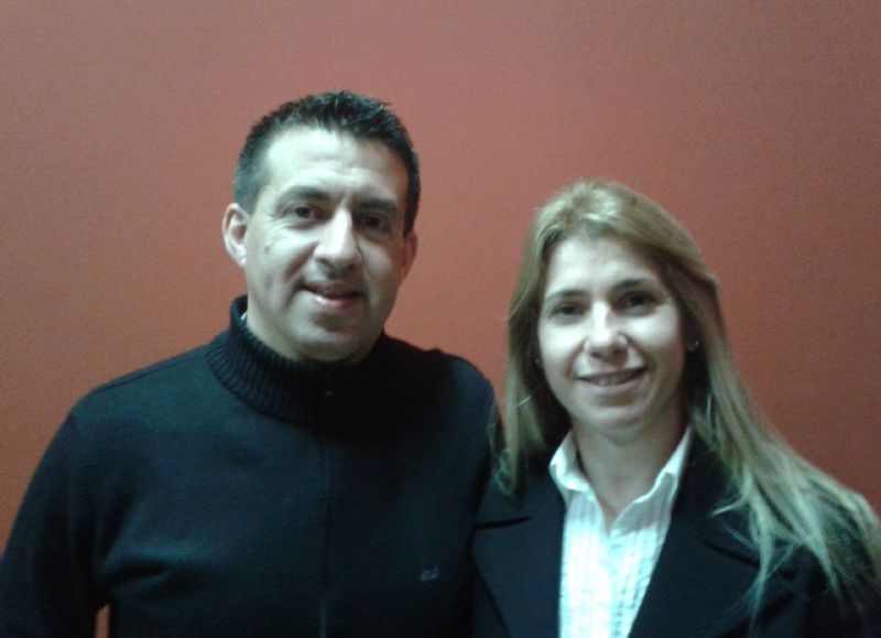 Leandro Nedela y Mariela Méndez, precandidatos a concejales por el oficialismo.