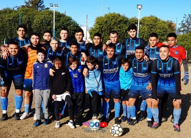 Uni goleó 4-0.