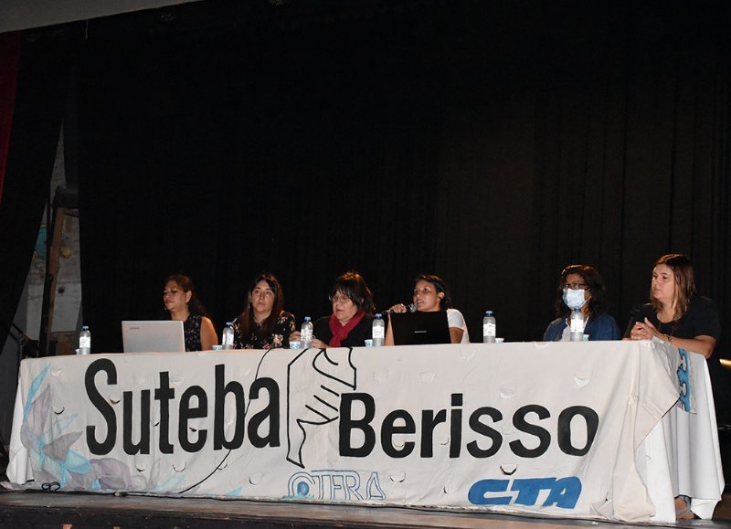 Panel de expositoras.