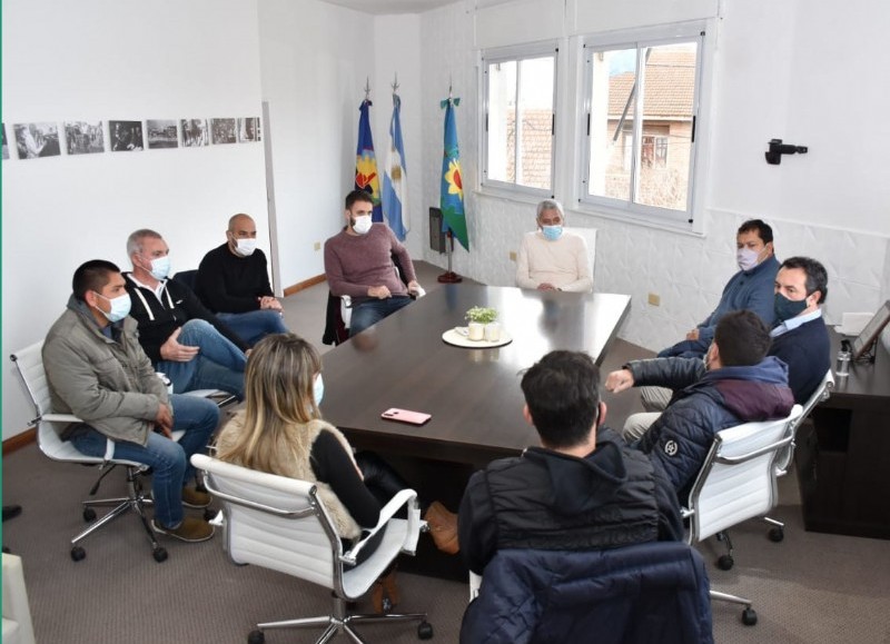 Reunión en Intendencia.