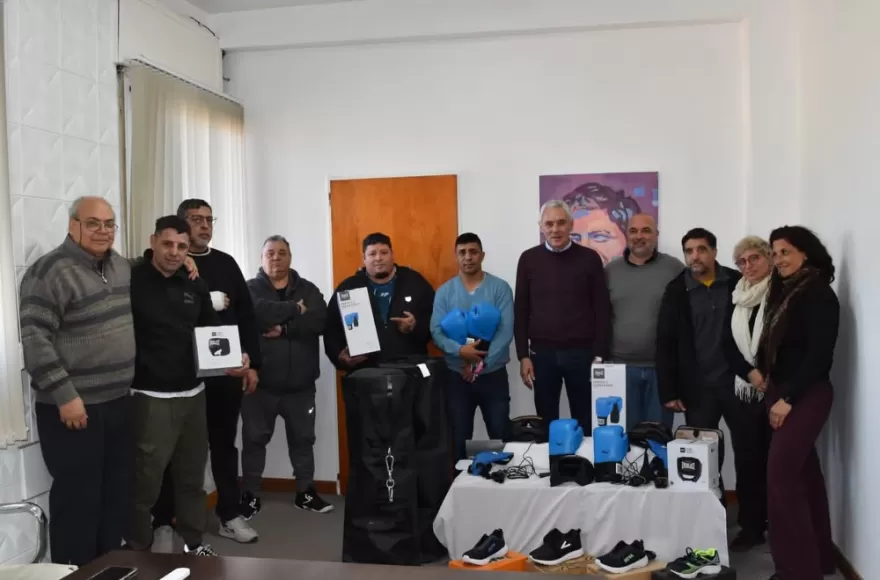Cagliardi, Slezack y Acevedo encabezaron la entrega