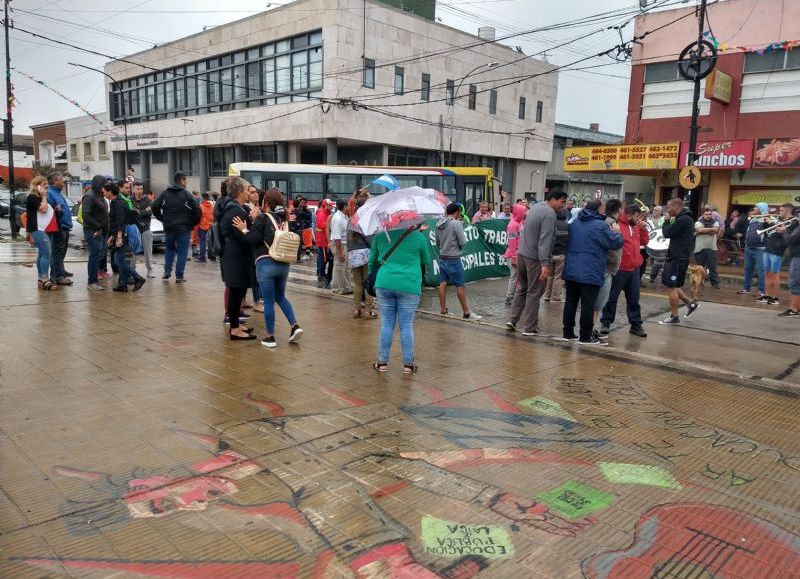 Exigen respuestas al Ejecutivo.