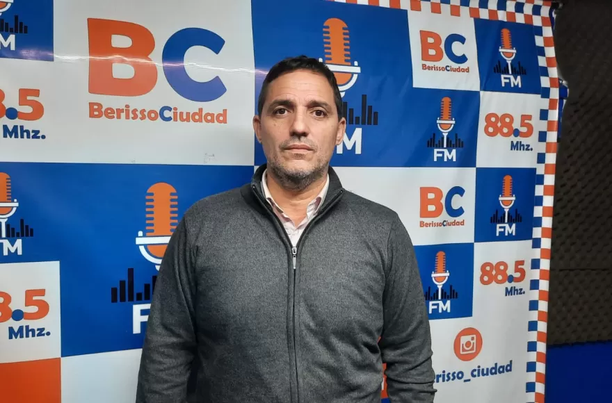 Juan Mincarelli: “La gente no se endeuda para comprar televisores, se endeuda porque no le alcanza para comer”