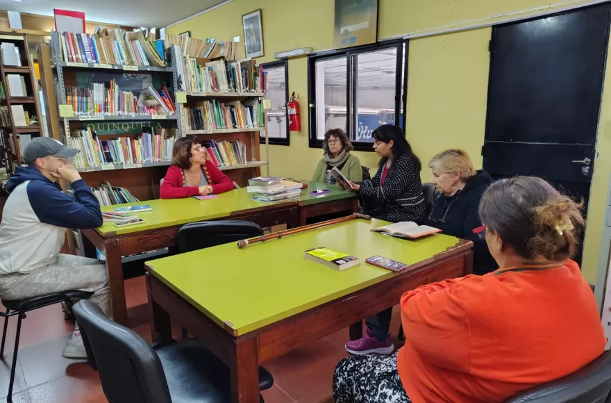 El Grupo Poético berissense Lenguas de Río inició esta semana un recorrido por distintas bibliotecas de la ciudad.