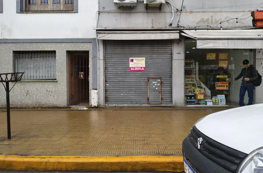 Imparable hemorragia comercial: 20 locales cerrados en Montevideo entre 16 y 21