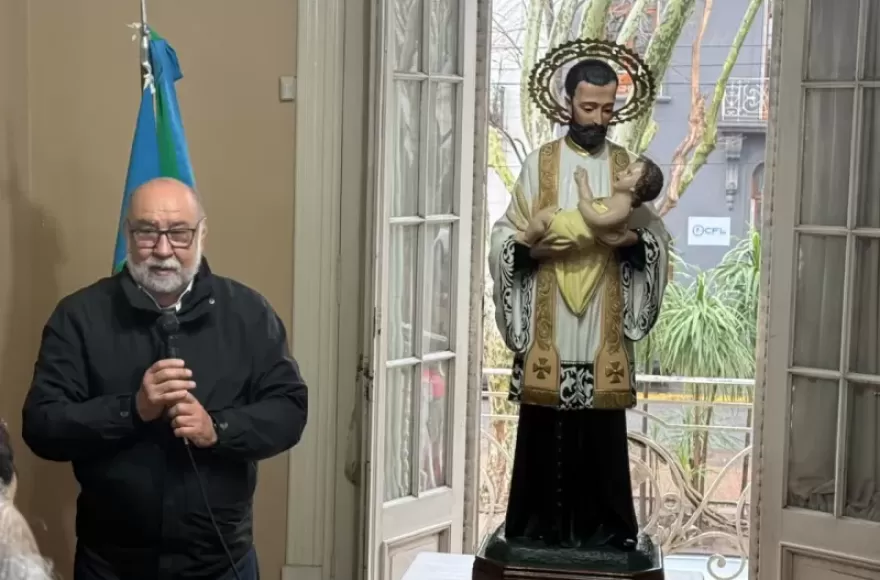 Diego Doldán, párroco de la iglesia San Cayetano.
