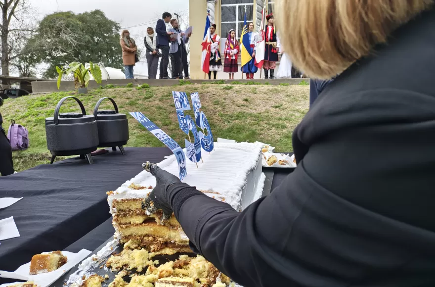 Los presentes degustaron la torta.
