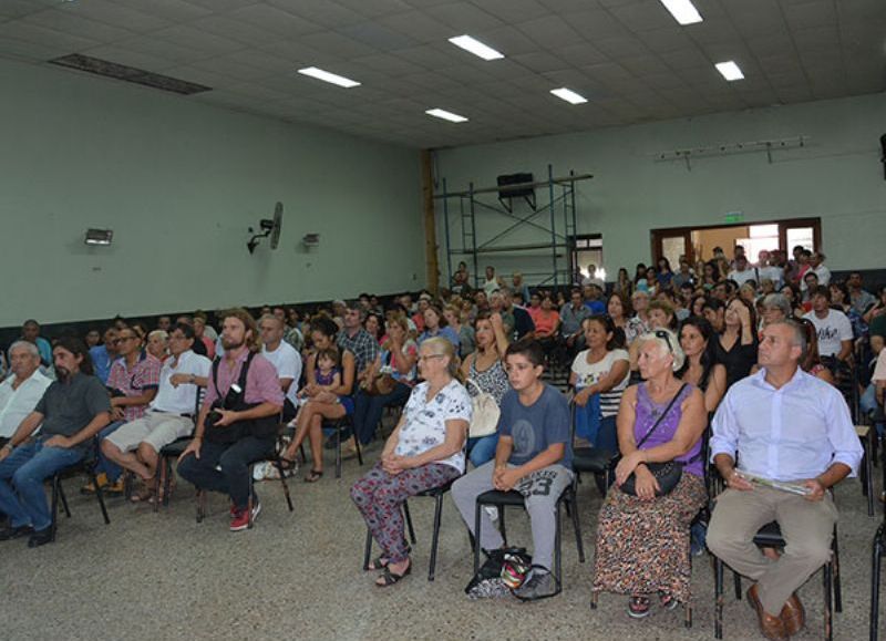 Emotivo acto en la sede de la colectividad ucraniana.