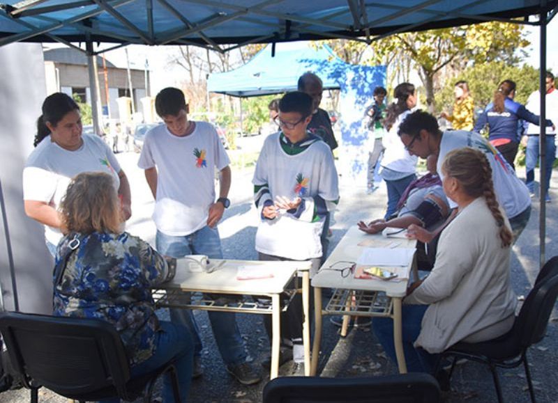 Actividad en el acceso al Polígono Industrial.