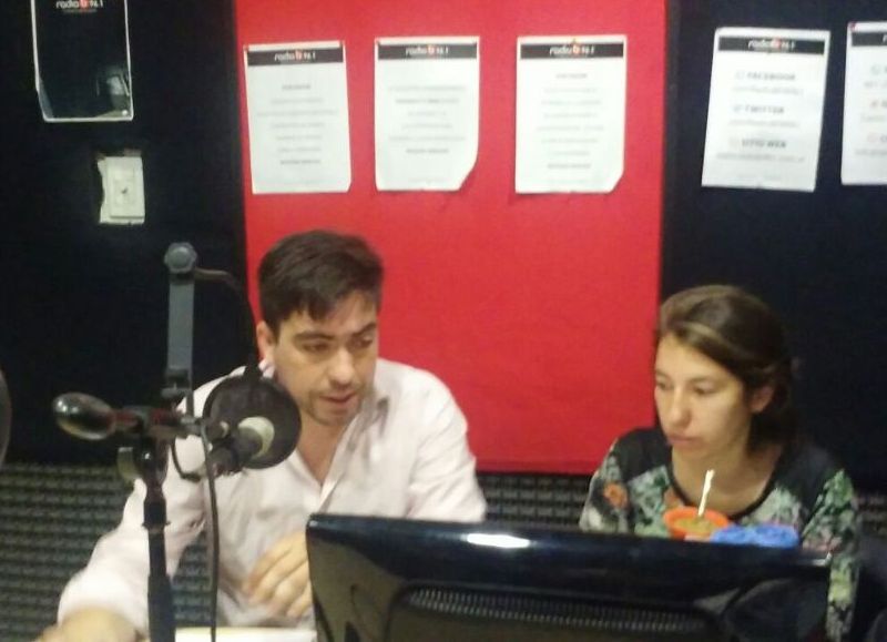El concejal Jonathan Barros, en el aire de 'BerissoCiudad en Radio'.