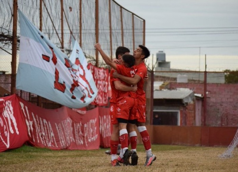 Cambaceres 1 - Central Ballester 0.