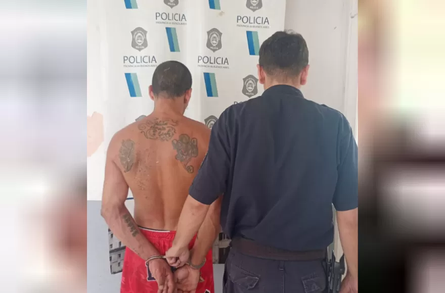 El sujeto fue aprehendido por personal policial.