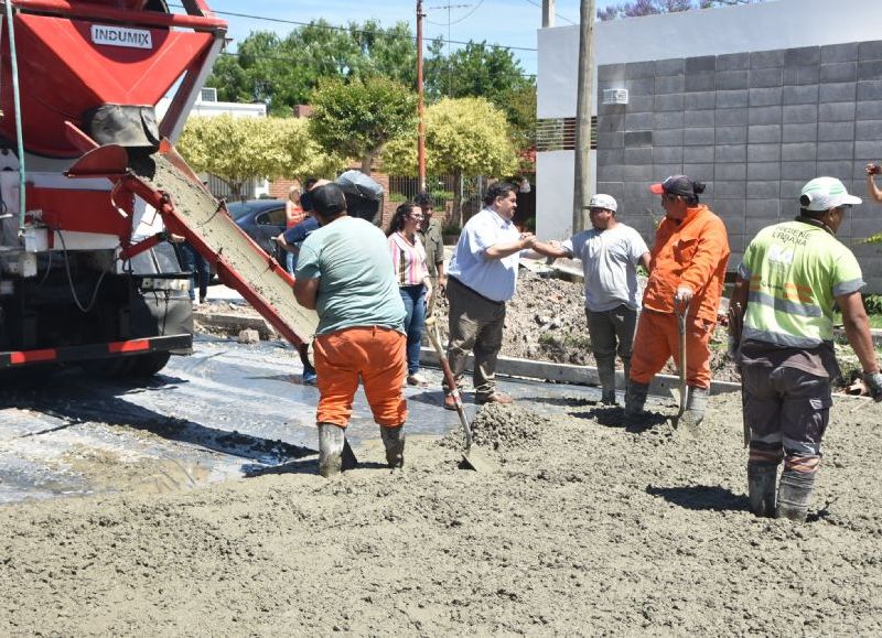 Labores a lo largo de cinco cuadras.