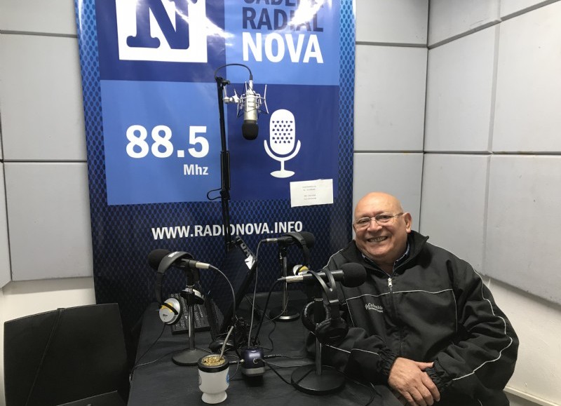 Luis Basualdo, en el aire de BerissoCiudad en Radio.