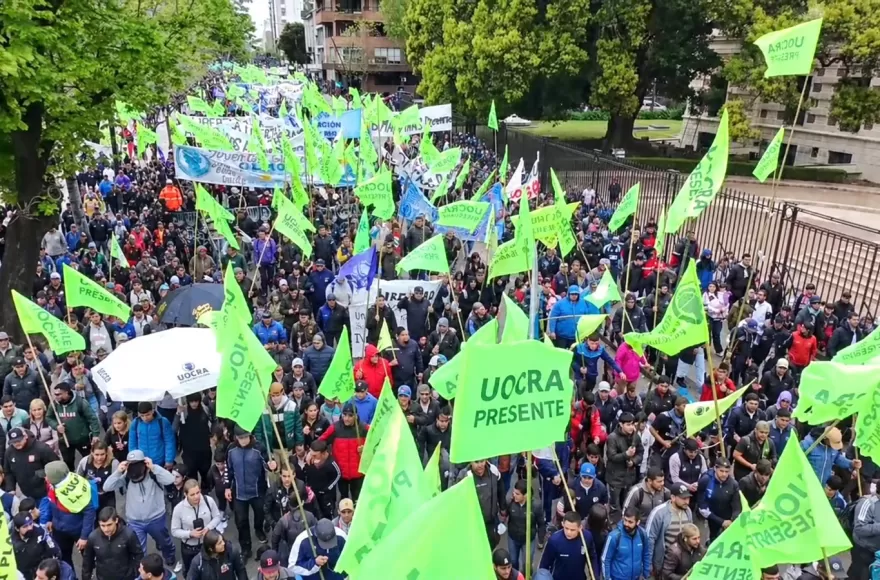 Una multitud se movilizó este viernes.