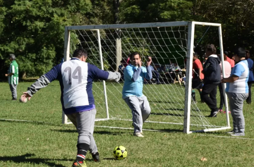 Actividad en el camping del STMB.