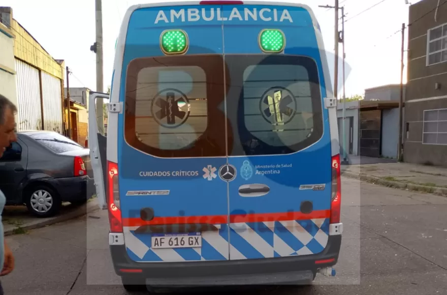 Al lugar se acercó el Same con el fin de corroborar si existía la necesidad de asistencia a la conductora.