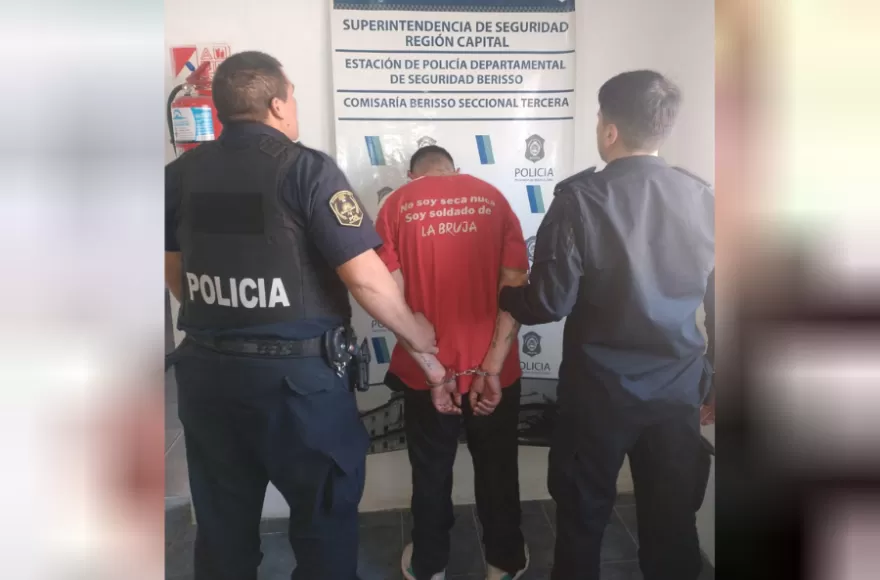 El aprehendido fue trasladado a la comisaría tercera.