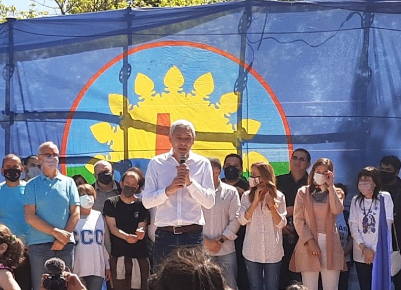 Masivo acto en el Kilómetro Cero.