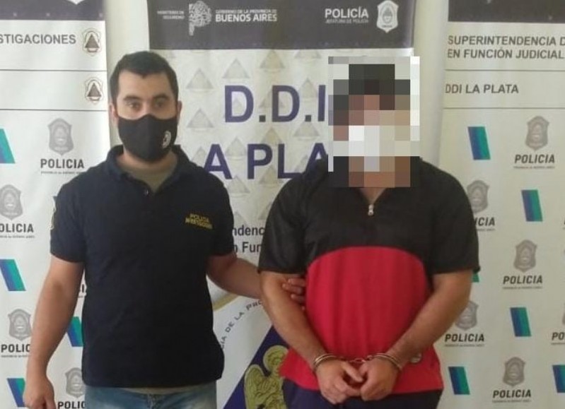 El hombre fue imputado por abuso sexual con acceso carnal agravado por ser las víctimas menores de edad.
