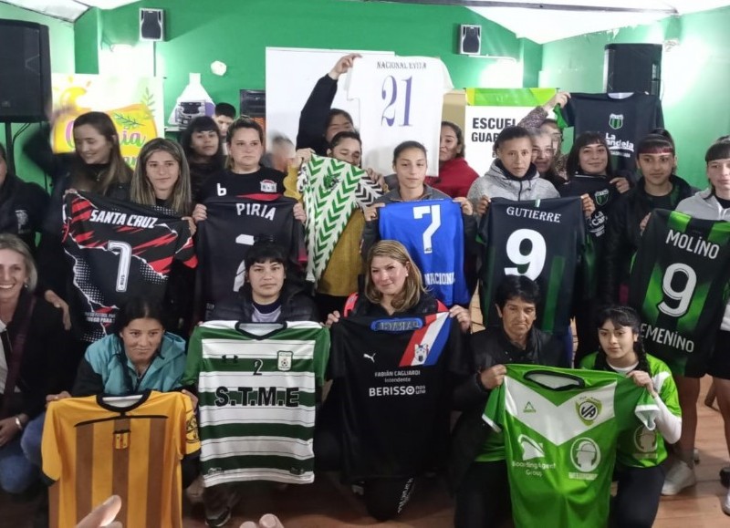 Acto de lanzamiento.
