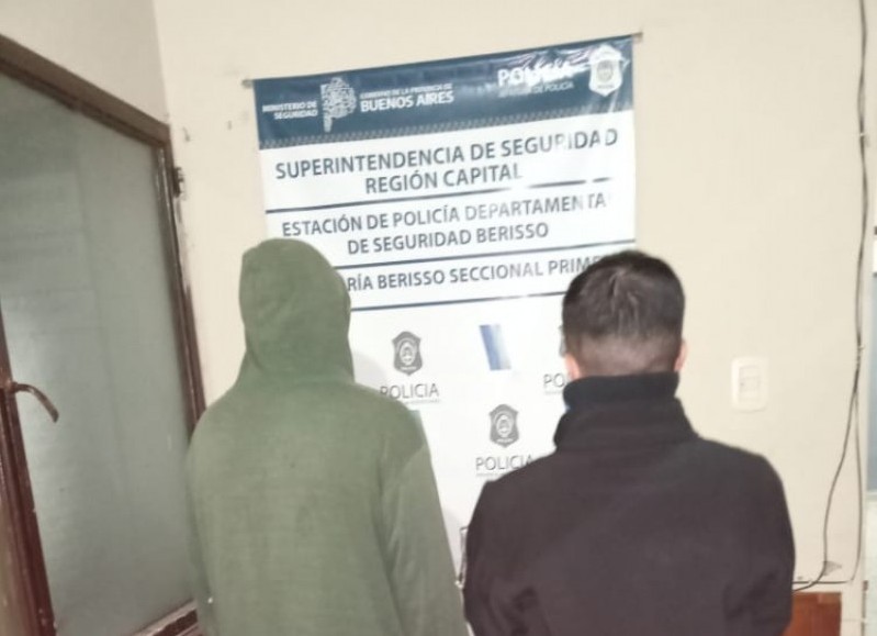 Apenas un rato en la seccional policial.