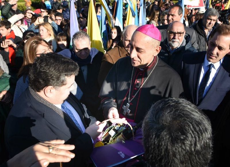 Ceremonia en la vecina ciudad.