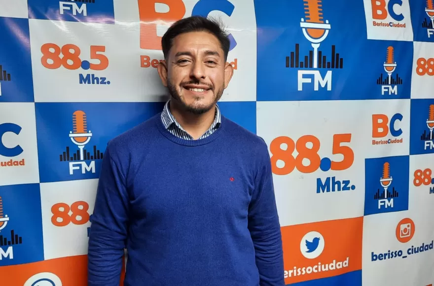 El concejal ensenadense Leandro Rojas pasó por FM BerissoCiudad.