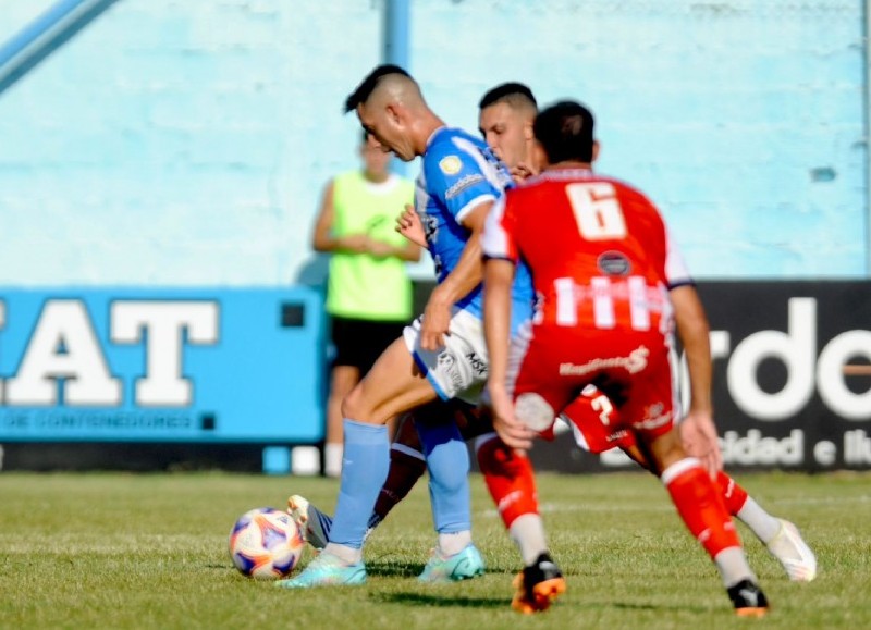 Fue 0-1 ante Talleres de Remedios de Escalada.