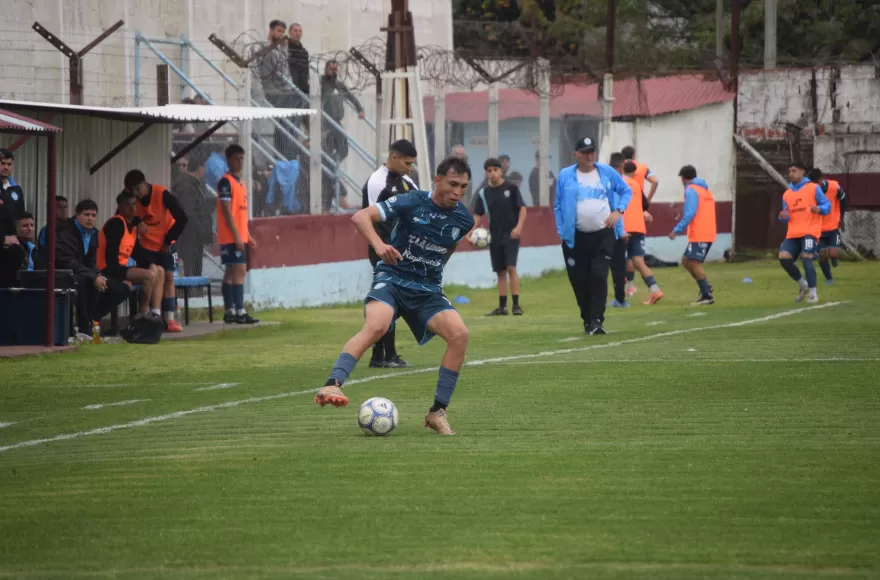 La Villa no pudo con la UAI.