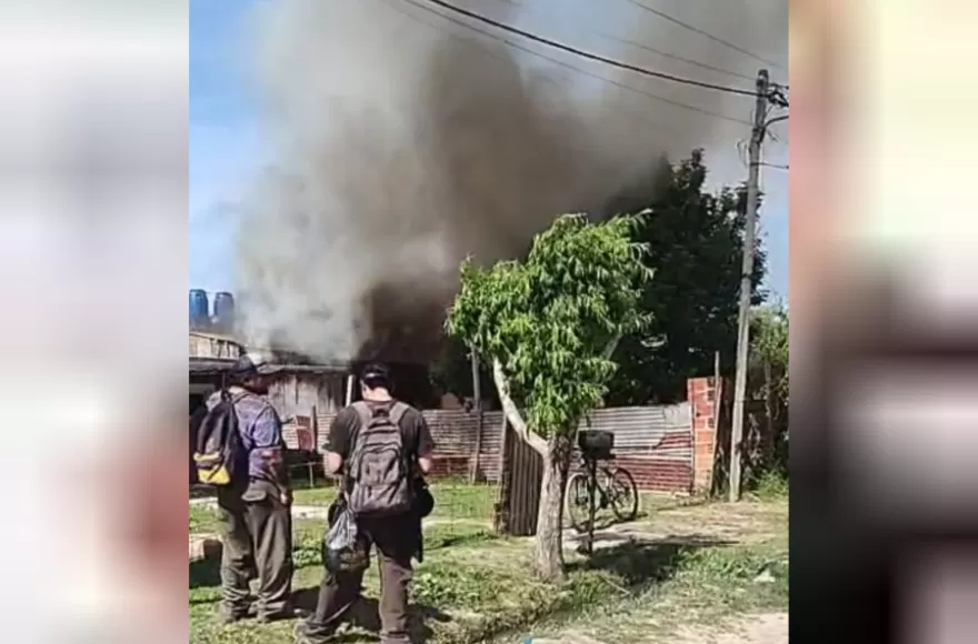 El incendio generó alarma entre los vecinos de la zona.